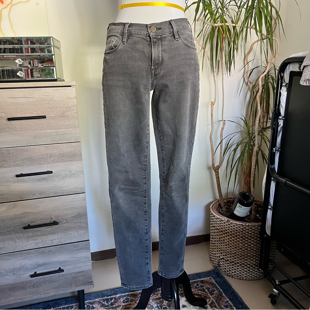 Frame denim- mid rise, washed black, skinny